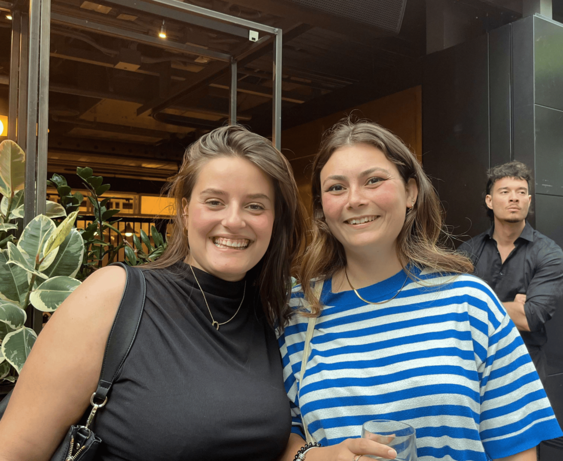 image stagiaire logo eic petit groupe (1) stagiaire eic experience